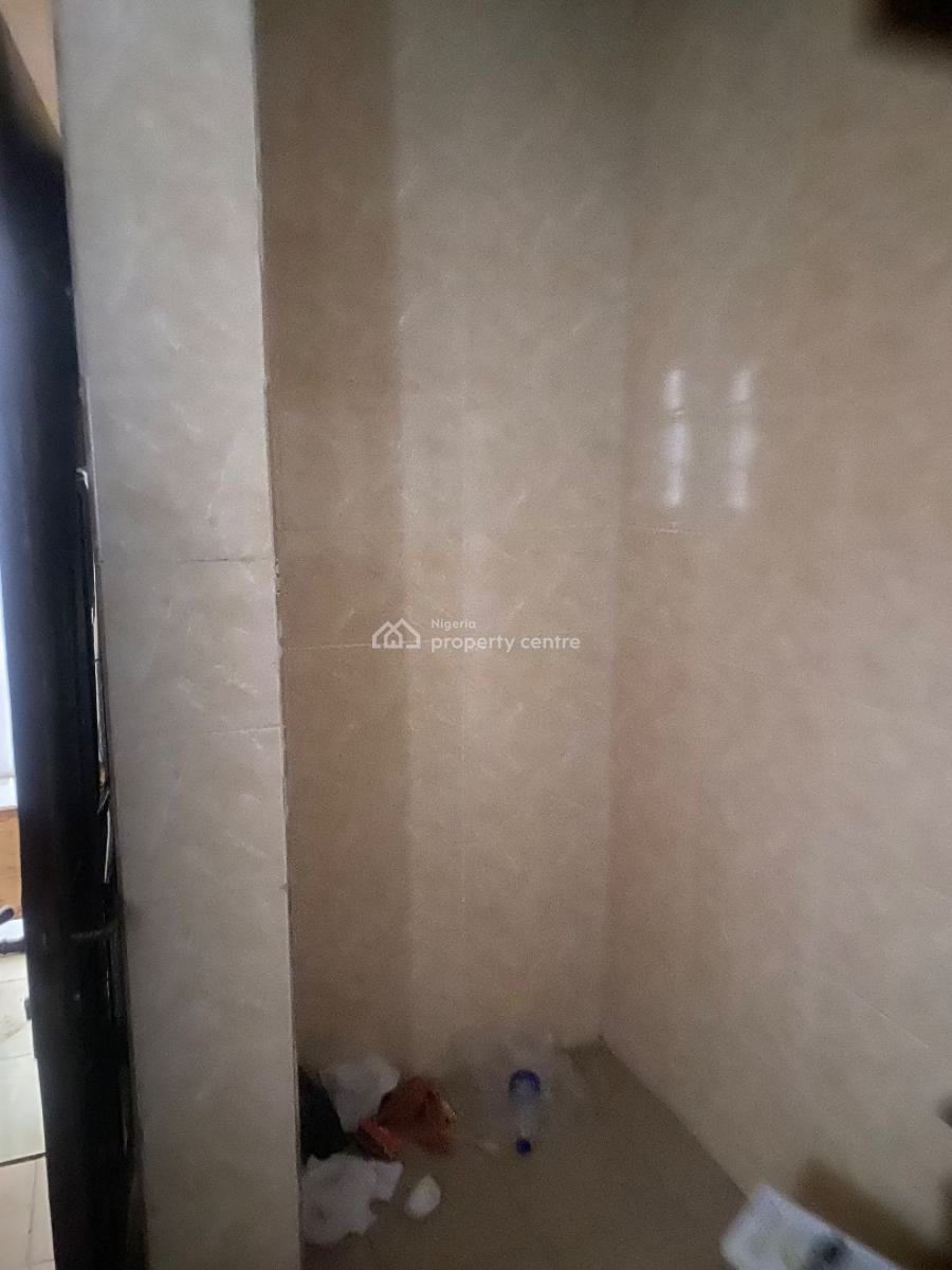 2-bedroom Flat, Unilag Estate, Gra Phase 1, Magodo, Lagos, Flat / Apartment for Rent