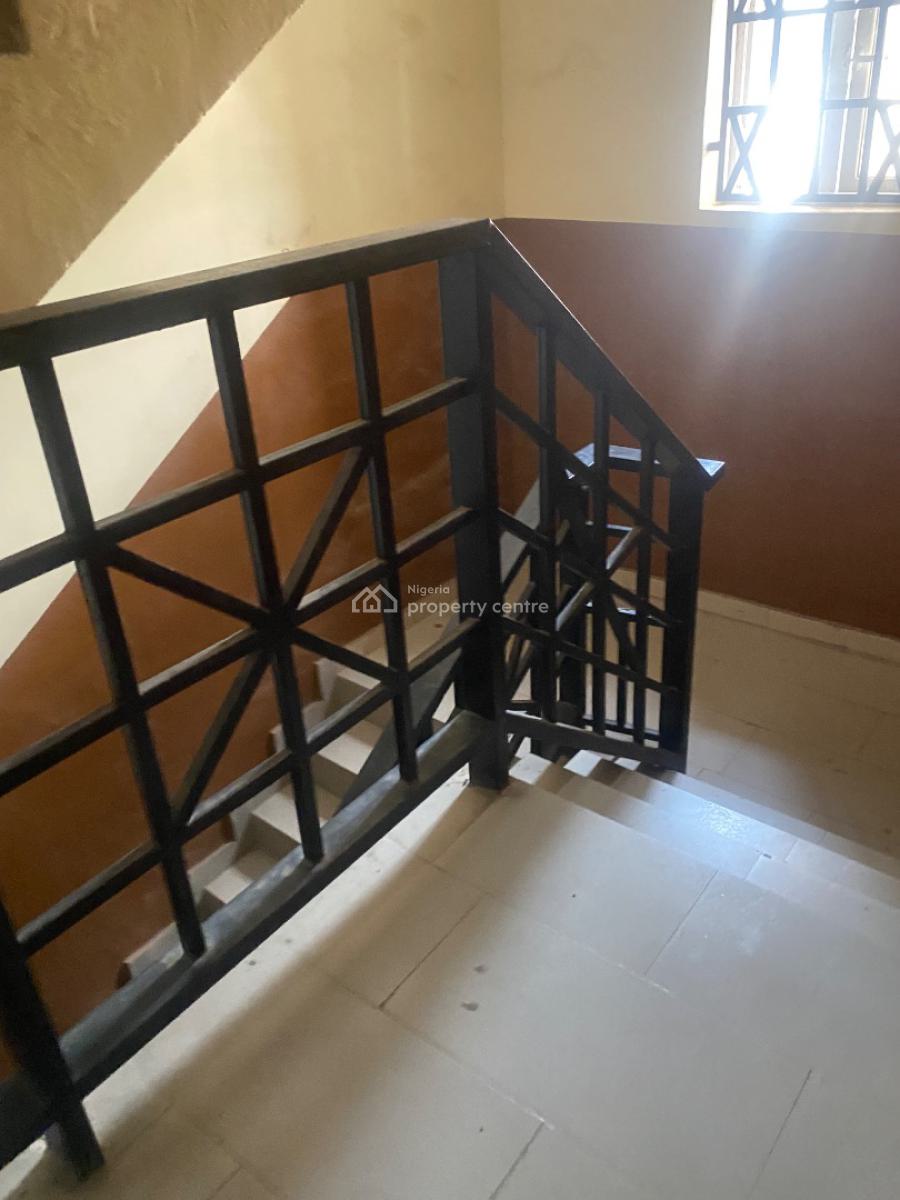 2-bedroom Flat, Unilag Estate, Gra Phase 1, Magodo, Lagos, Flat / Apartment for Rent