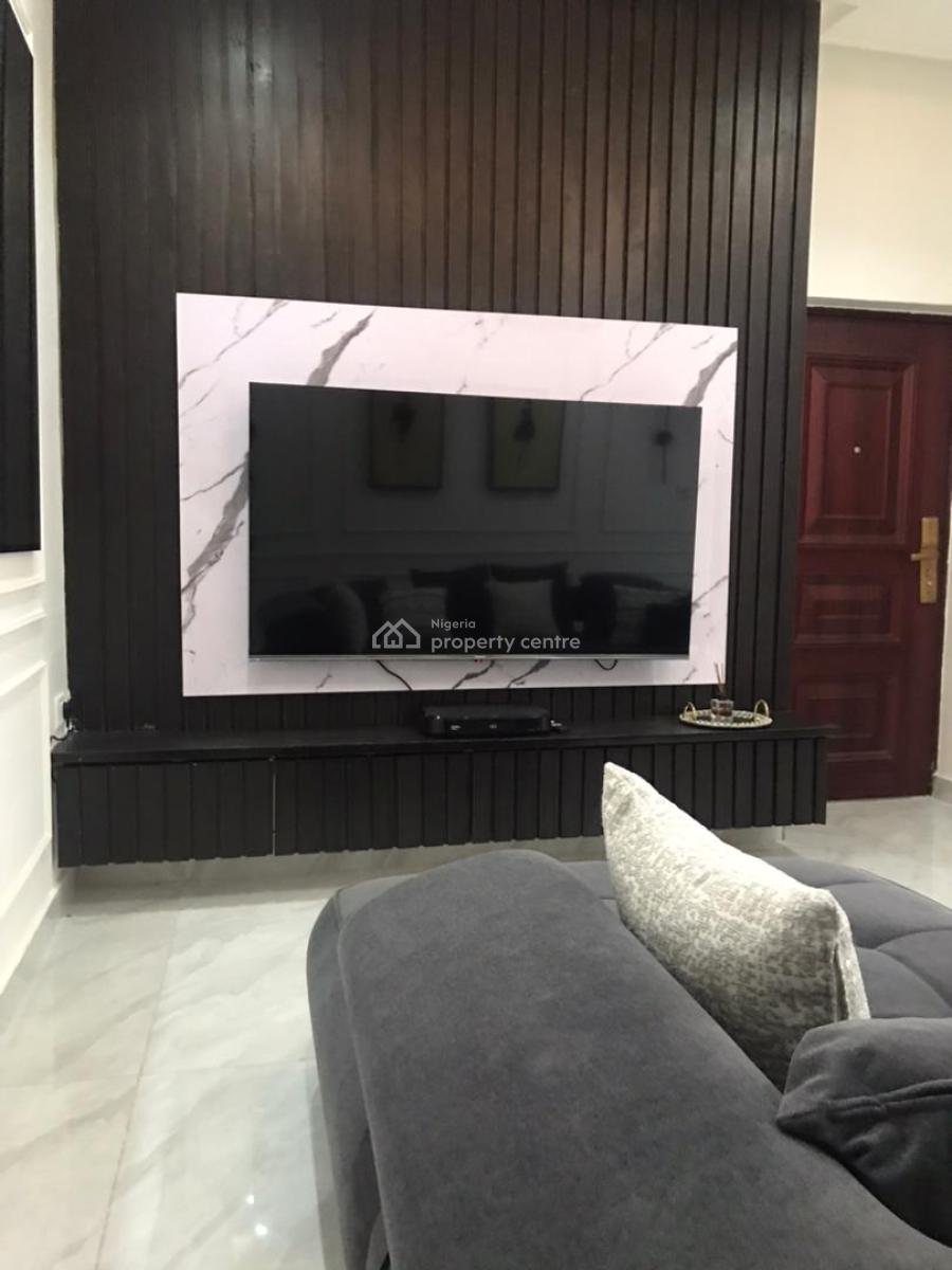 Fully Furnished and Serviced Room and Parlour Self Contain Apartment, Ikate, Lekki, Lagos, Hotel / Guest House Short Let