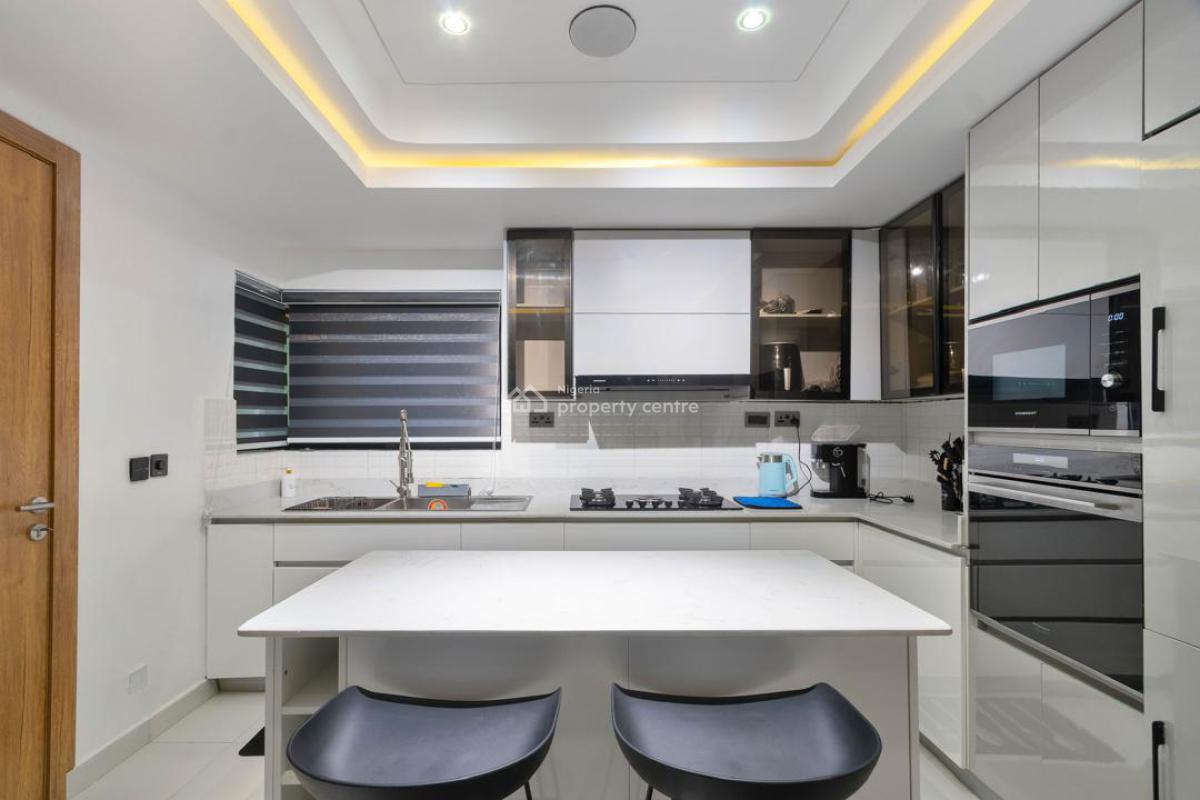 3 Bedroom Maisonette Apartment, Off Freedom Way, Lekki Phase 1, Lekki, Lagos, Flat / Apartment Short Let