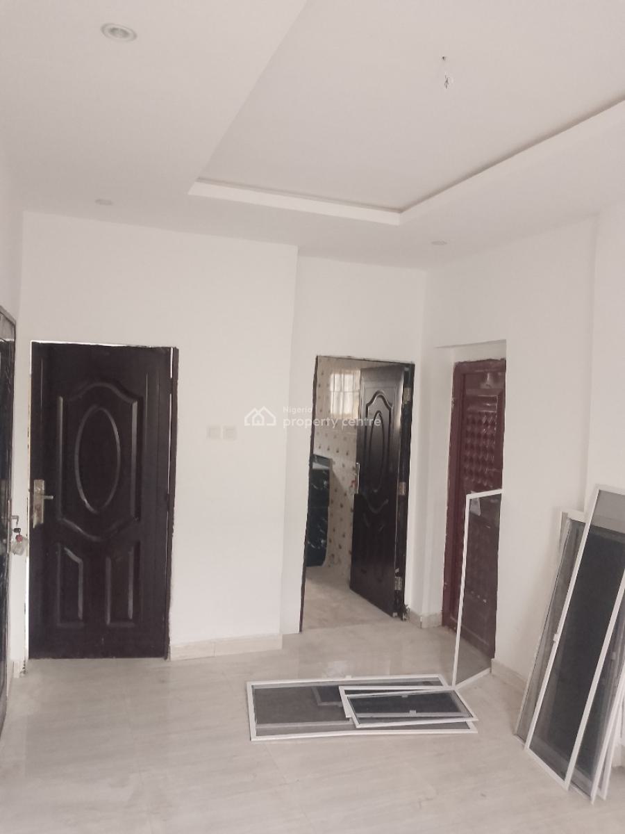 Massive Mini Flat Upstairs, Onishon, Lakowe, Ibeju Lekki, Lagos, Mini Flat (room and Parlour) for Rent