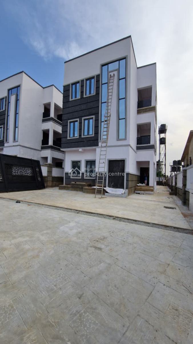 Premium Units of 3 Bedroom Flat on 3 Floors, Kolapo Ishola Gra, Akobo, Ibadan, Oyo, Block of Flats for Sale