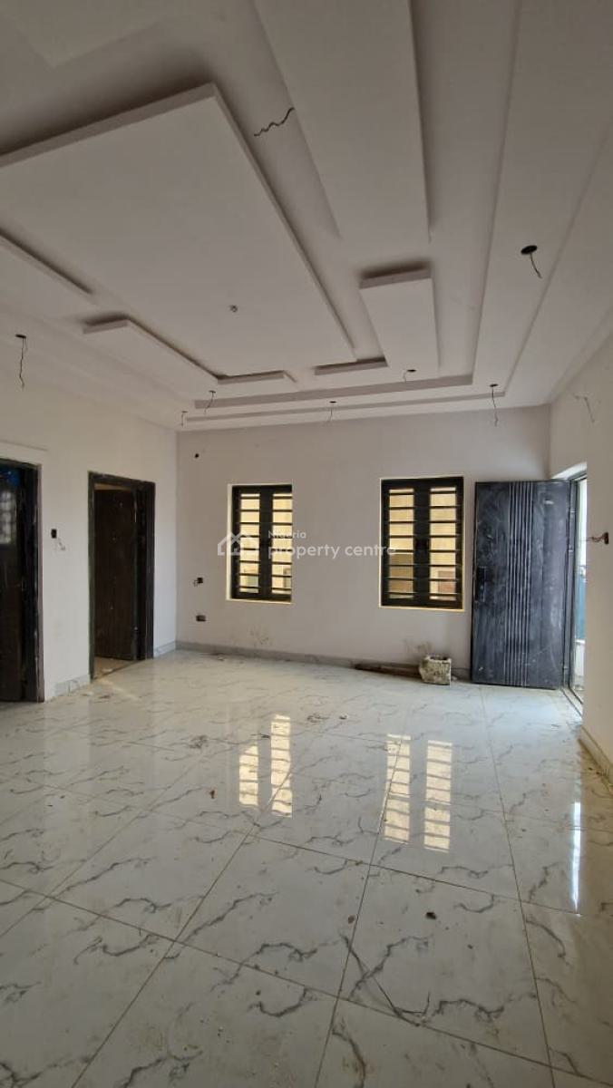 Premium Units of 3 Bedroom Flat on 3 Floors, Kolapo Ishola Gra, Akobo, Ibadan, Oyo, Block of Flats for Sale