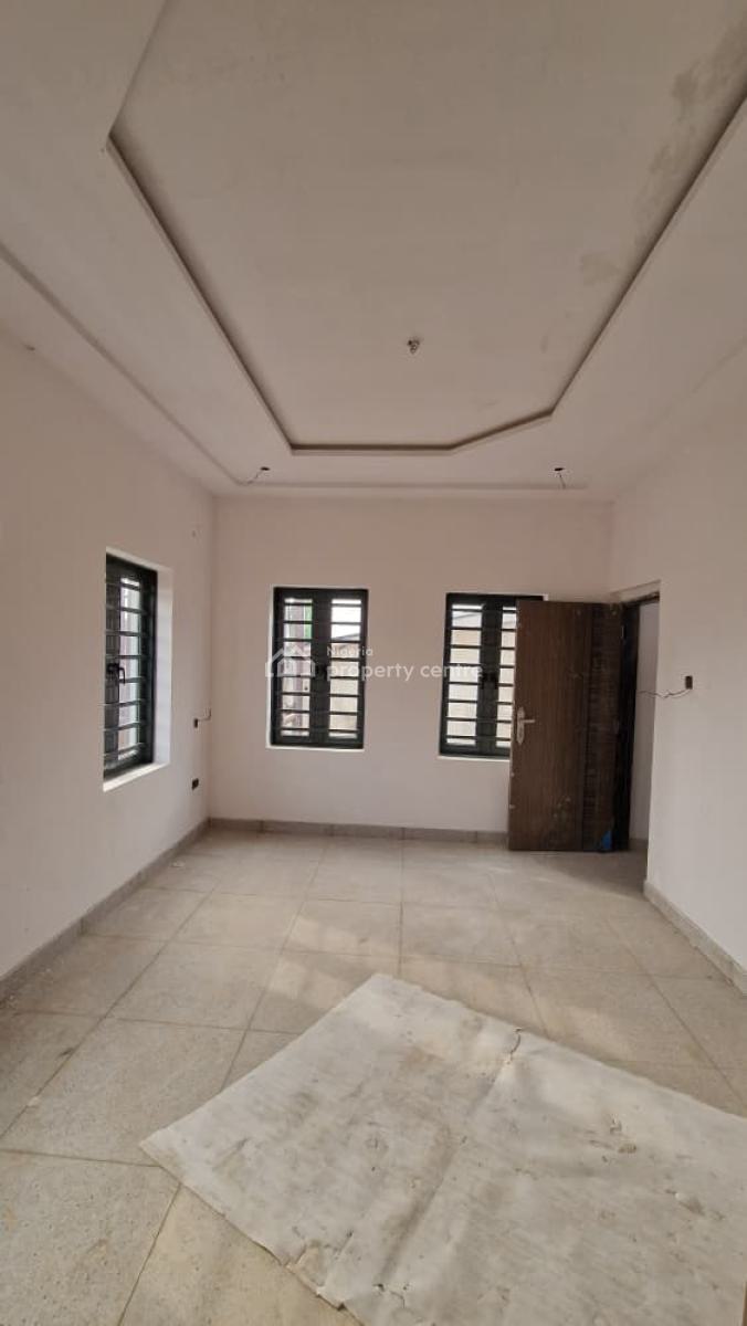 Premium Units of 3 Bedroom Flat on 3 Floors, Kolapo Ishola Gra, Akobo, Ibadan, Oyo, Block of Flats for Sale