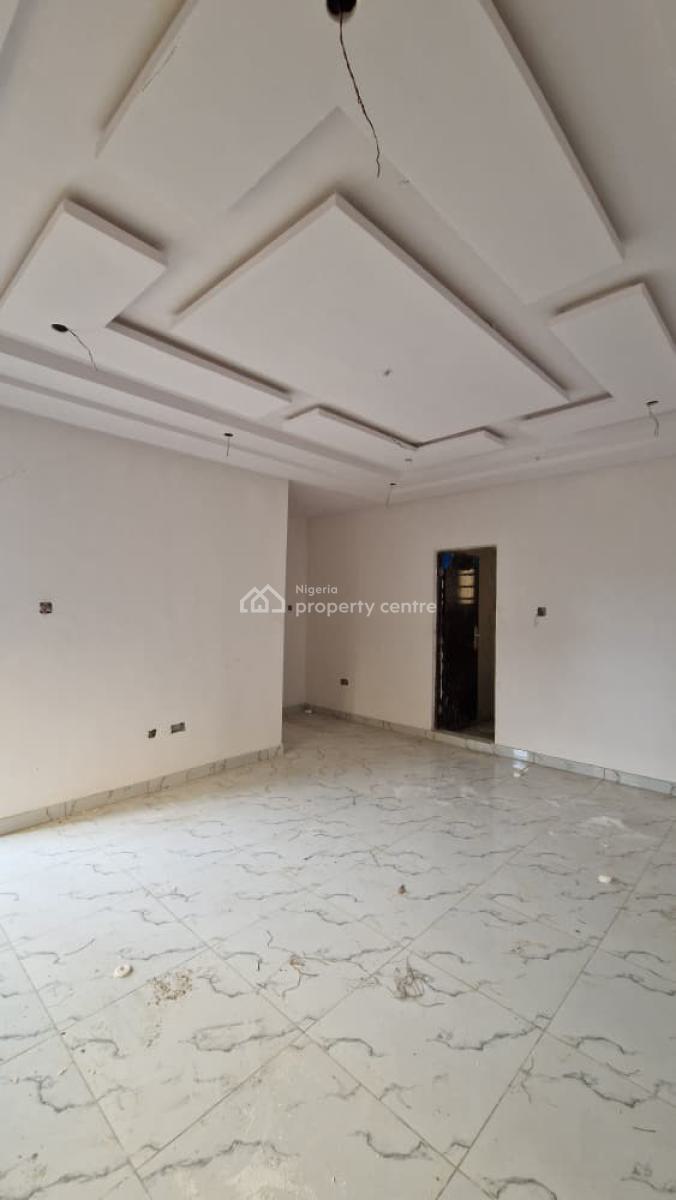 Premium Units of 3 Bedroom Flat on 3 Floors, Kolapo Ishola Gra, Akobo, Ibadan, Oyo, Block of Flats for Sale