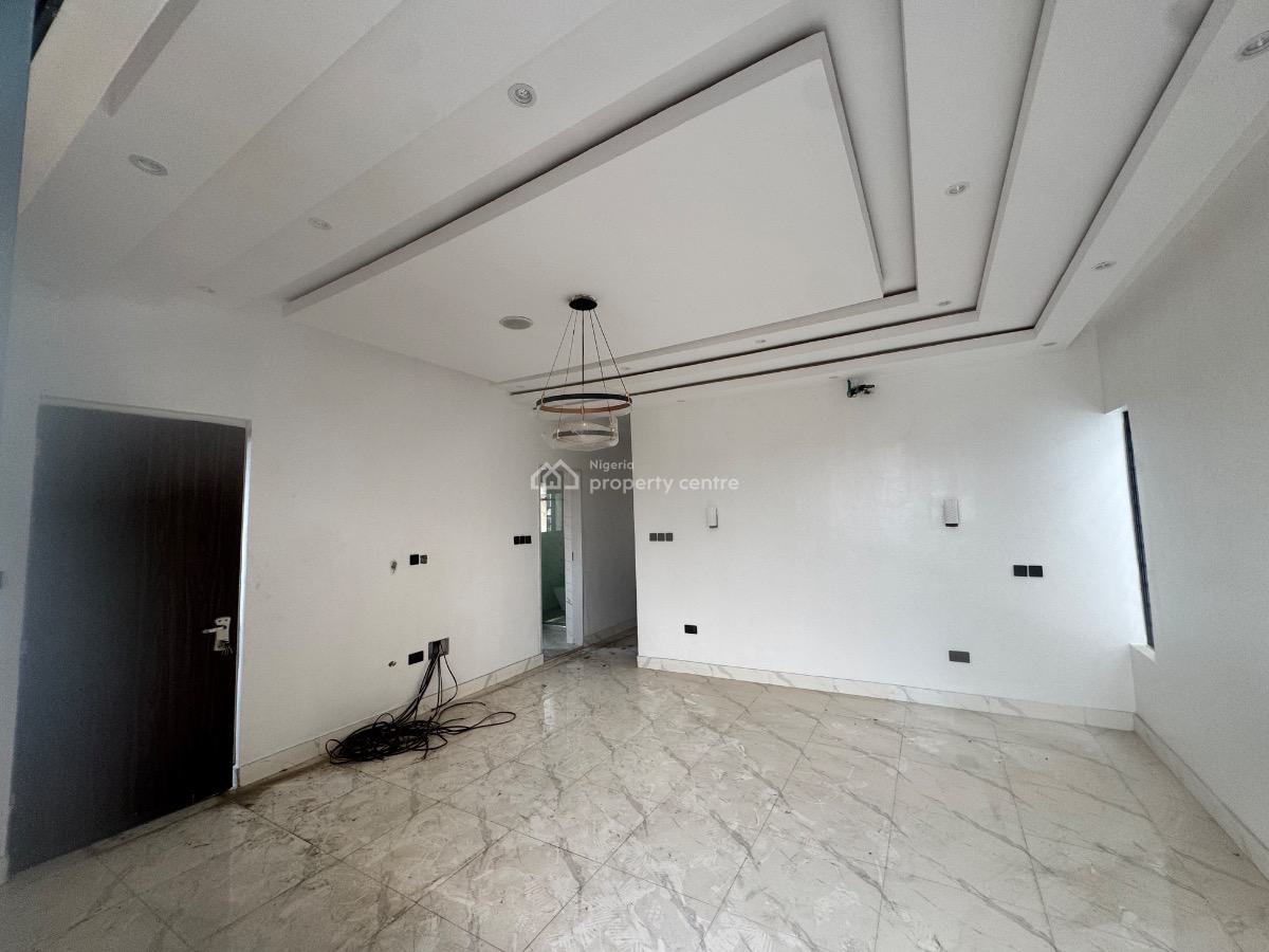 a Spacious and Luxury 5 Bedroom Detached Duplex, Gra Phase 2, Magodo, Lagos, Detached Duplex for Sale