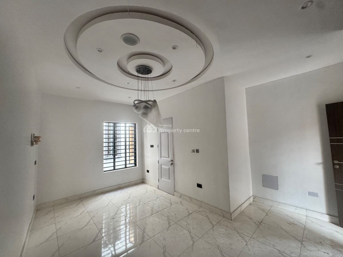 a Spacious and Luxury 5 Bedroom Detached Duplex, Gra Phase 2, Magodo, Lagos, Detached Duplex for Sale