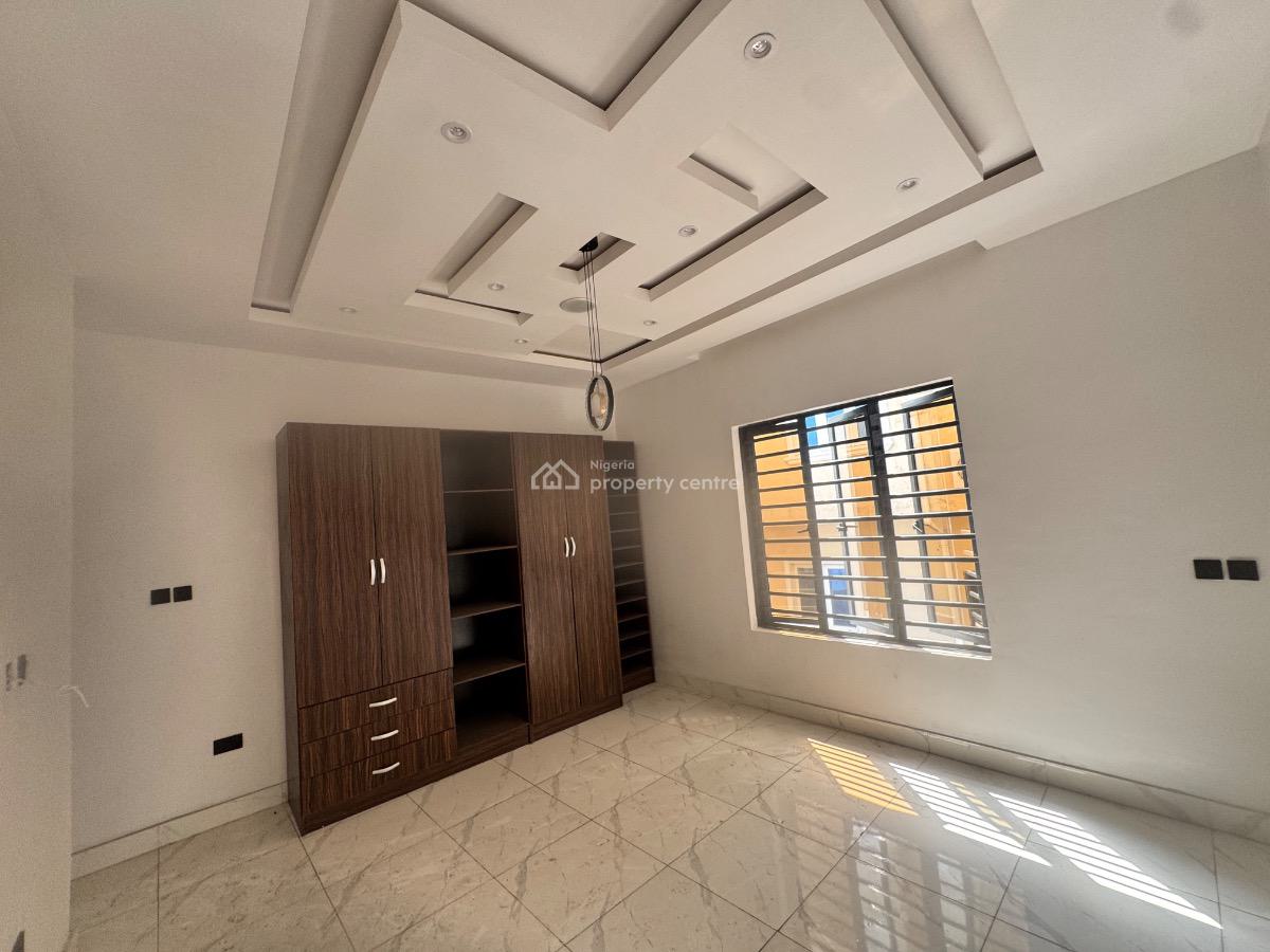 a Spacious and Luxury 5 Bedroom Detached Duplex, Gra Phase 2, Magodo, Lagos, Detached Duplex for Sale