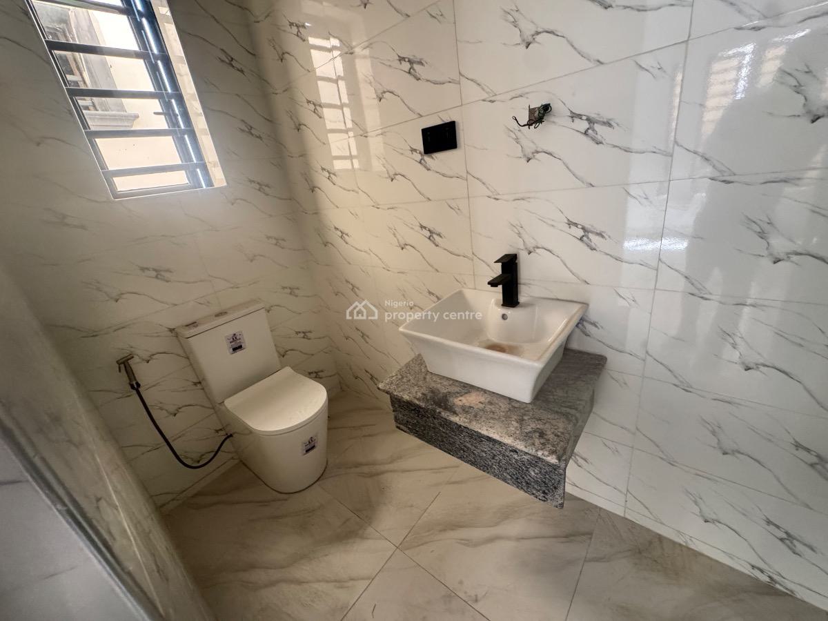 a Spacious and Luxury 5 Bedroom Detached Duplex, Gra Phase 2, Magodo, Lagos, Detached Duplex for Sale