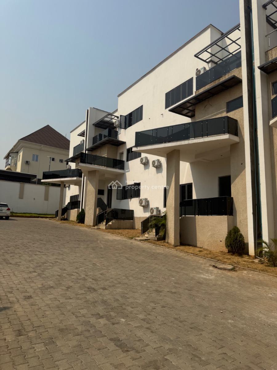 Classy and Spacious 4 Bedroom Fully Detached Duplex 4 Unit in a Compound, Asokoro District, Abuja, Terraced Duplex for Rent
