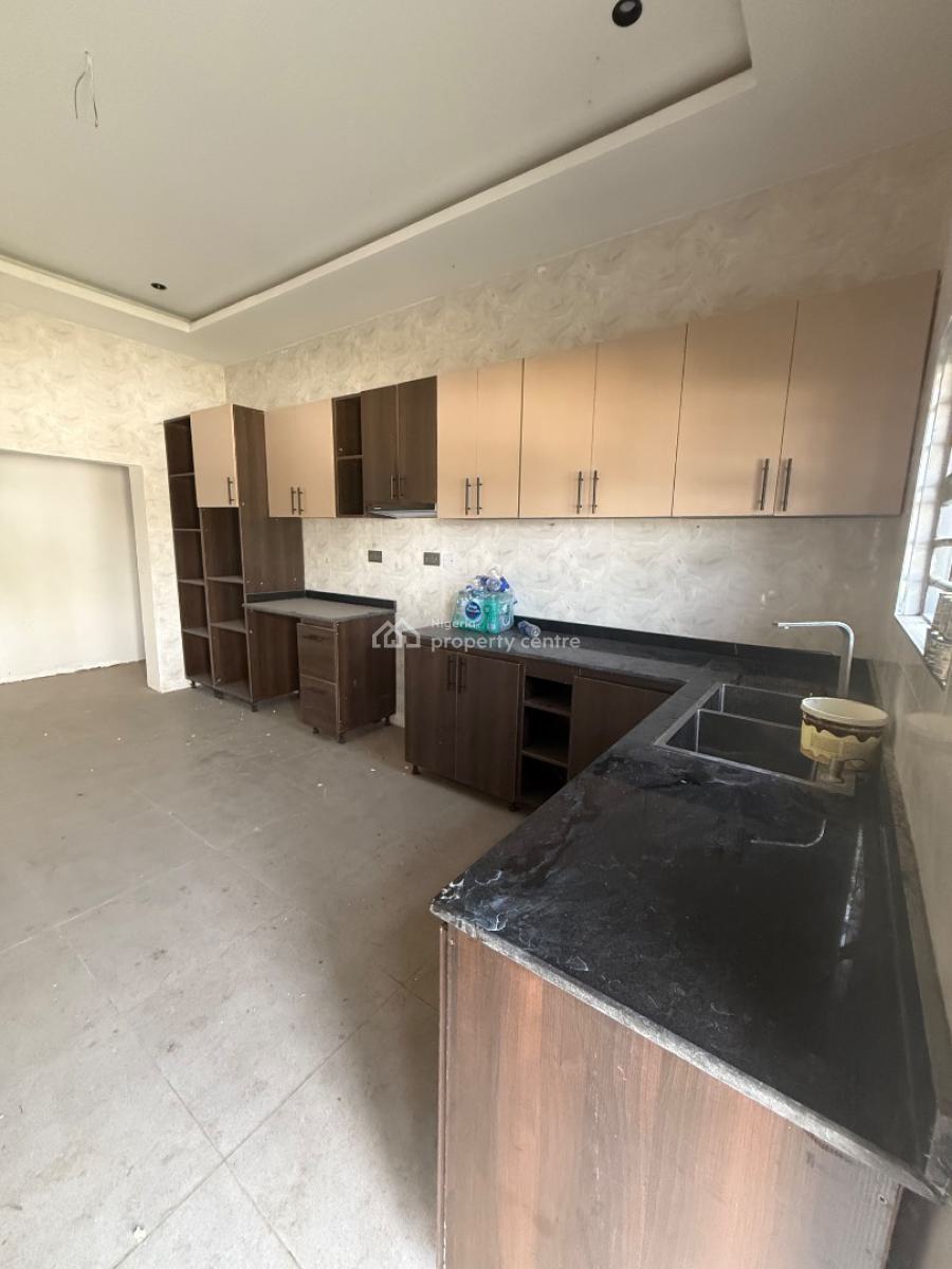 Classy and Spacious 4 Bedroom Fully Detached Duplex 4 Unit in a Compound, Asokoro District, Abuja, Terraced Duplex for Rent