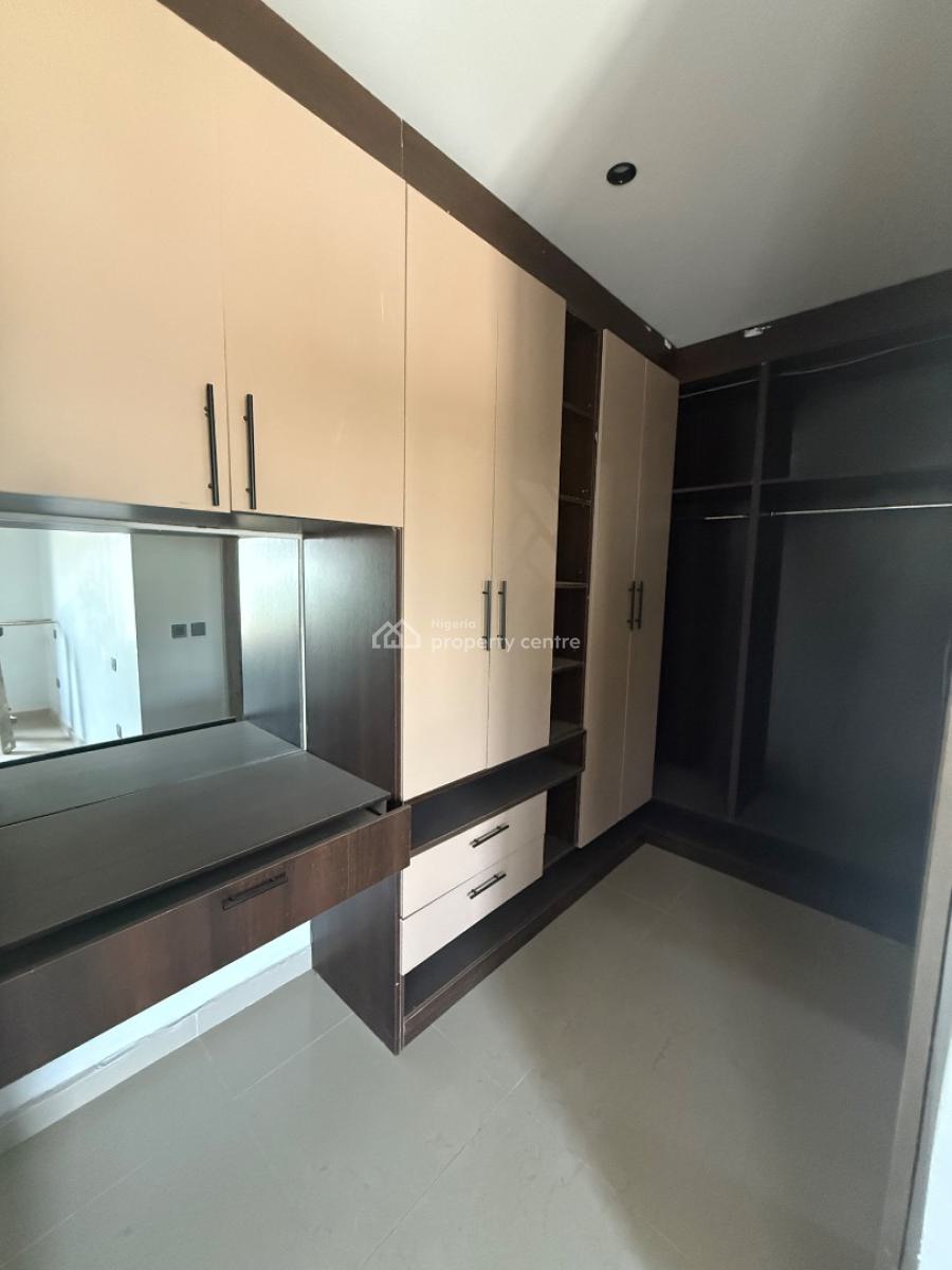 Classy and Spacious 4 Bedroom Fully Detached Duplex 4 Unit in a Compound, Asokoro District, Abuja, Terraced Duplex for Rent