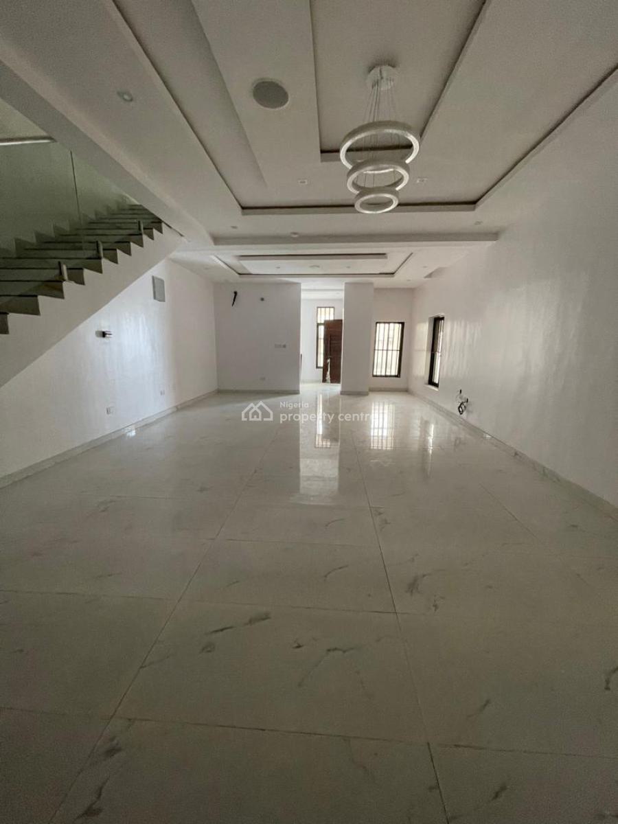 Luxury 5-bedroom Apartment with Bq., Lekki Phase 1, Lekki, Lagos, Detached Duplex for Rent