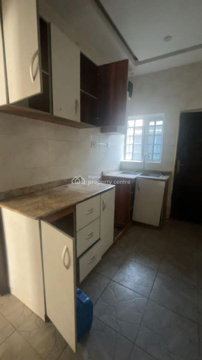 Well Maintained and Standard 2 Bedroom Flat, Ogunfayo, Awoyaya, Ibeju Lekki, Lagos, Flat / Apartment for Rent
