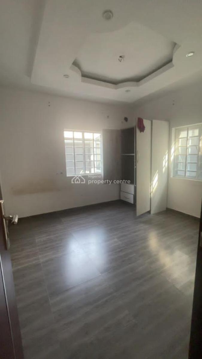 Well Maintained and Standard 2 Bedroom Flat, Ogunfayo, Awoyaya, Ibeju Lekki, Lagos, Flat / Apartment for Rent