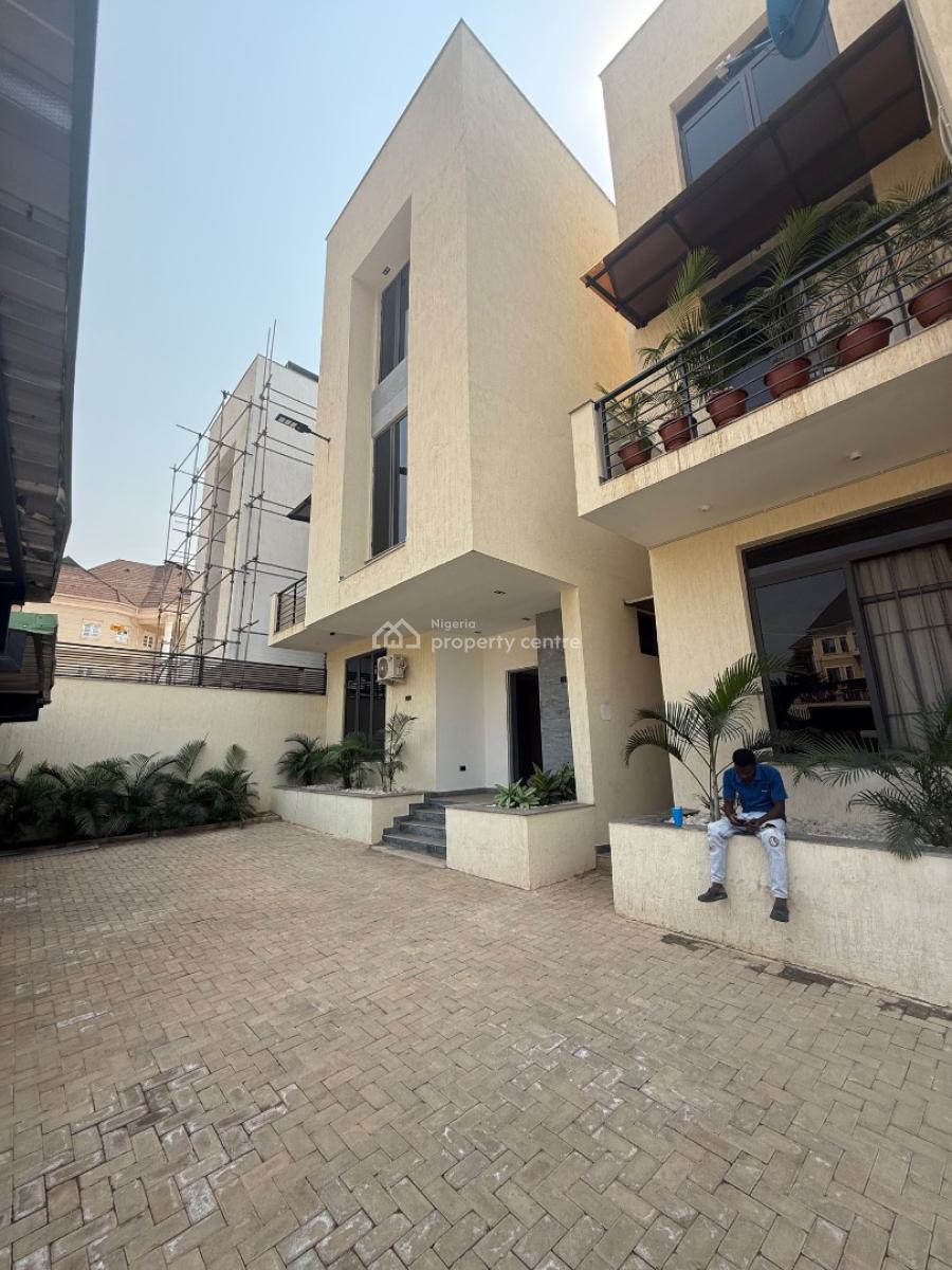 Classy and Spacious 4 Bedroom Fully Detached Duplex 2 Unit in a Compound, Asokoro District, Abuja, Terraced Duplex for Rent
