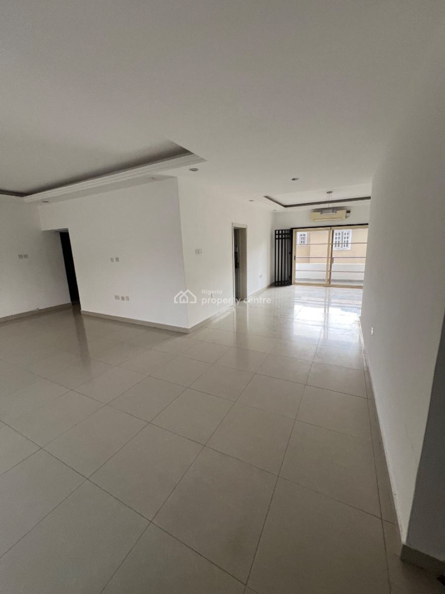 Luxury and Spacious 3-bedroom Apartment with a Room Bq, Lekki Phase 1, Lekki, Lagos, Flat / Apartment for Rent