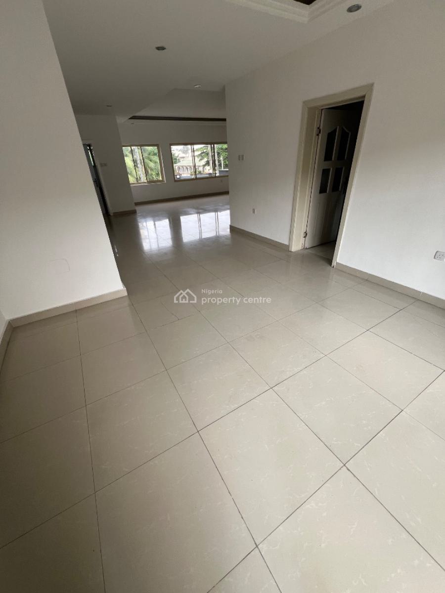 Luxury and Spacious 3-bedroom Apartment with a Room Bq, Lekki Phase 1, Lekki, Lagos, Flat / Apartment for Rent