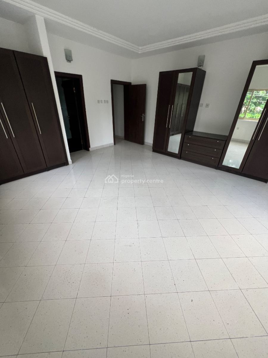 Luxury and Spacious 3-bedroom Apartment with a Room Bq, Lekki Phase 1, Lekki, Lagos, Flat / Apartment for Rent