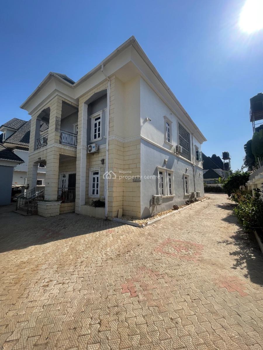 5 Bedroom Detached Duplex with 2 Self Contain Bq, on 750sqm Land, Gwarinpa, Abuja, Detached Duplex for Sale