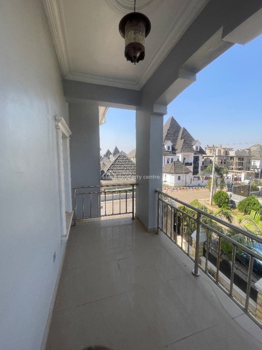 5 Bedroom Detached Duplex with 2 Self Contain Bq, on 750sqm Land, Gwarinpa, Abuja, Detached Duplex for Sale