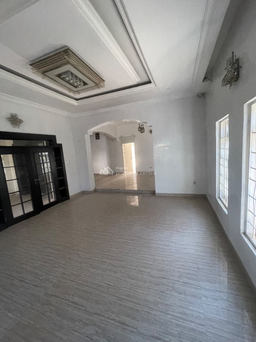 5 Bedroom Detached Duplex with 2 Self Contain Bq, on 750sqm Land, Gwarinpa, Abuja, Detached Duplex for Sale