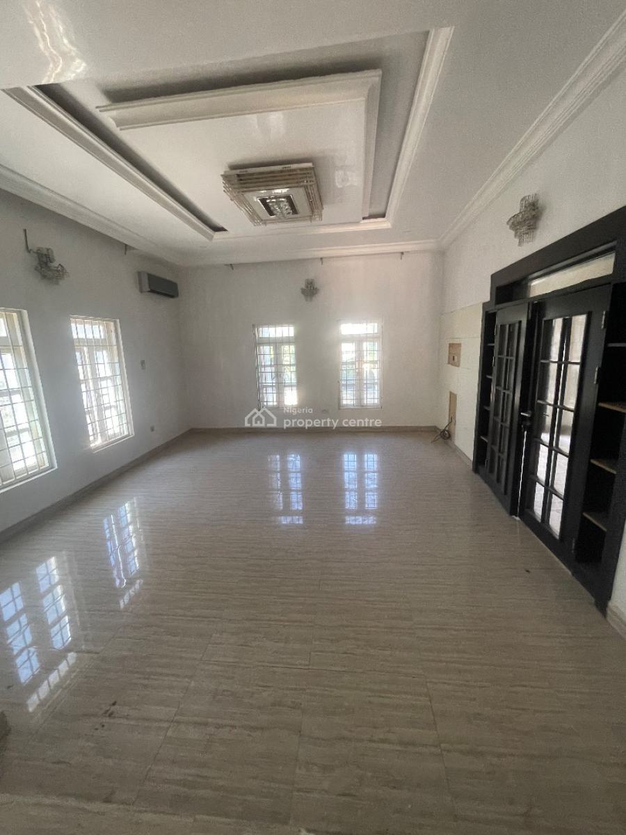 5 Bedroom Detached Duplex with 2 Self Contain Bq, on 750sqm Land, Gwarinpa, Abuja, Detached Duplex for Sale