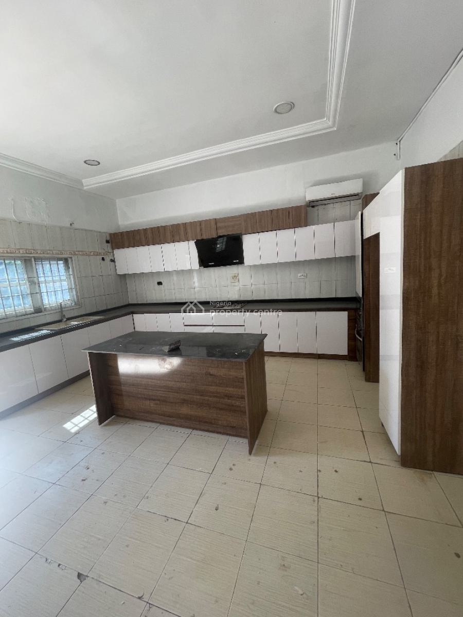 5 Bedroom Detached Duplex with 2 Self Contain Bq, on 750sqm Land, Gwarinpa, Abuja, Detached Duplex for Sale