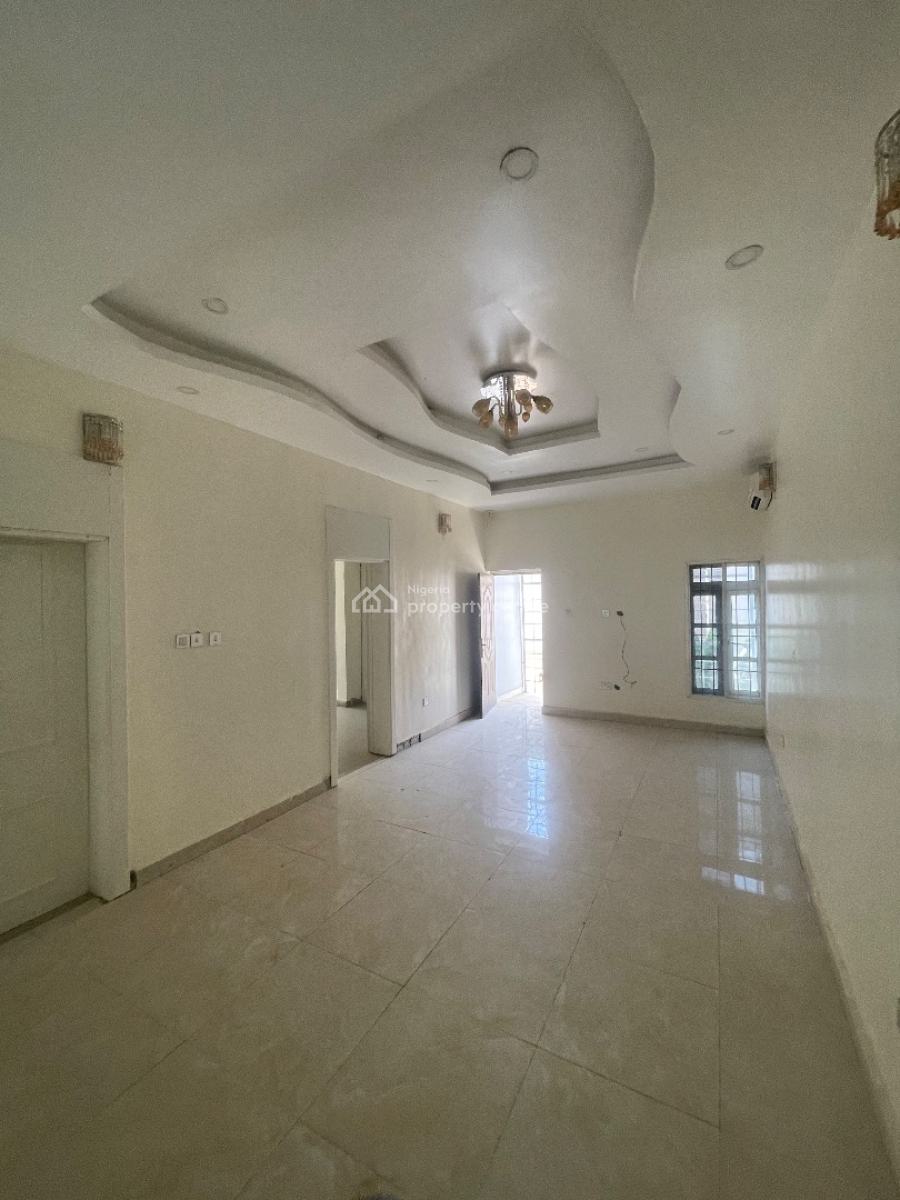 5 Bedroom Detached Duplex with 2 Self Contain Bq, on 750sqm Land, Gwarinpa, Abuja, Detached Duplex for Sale