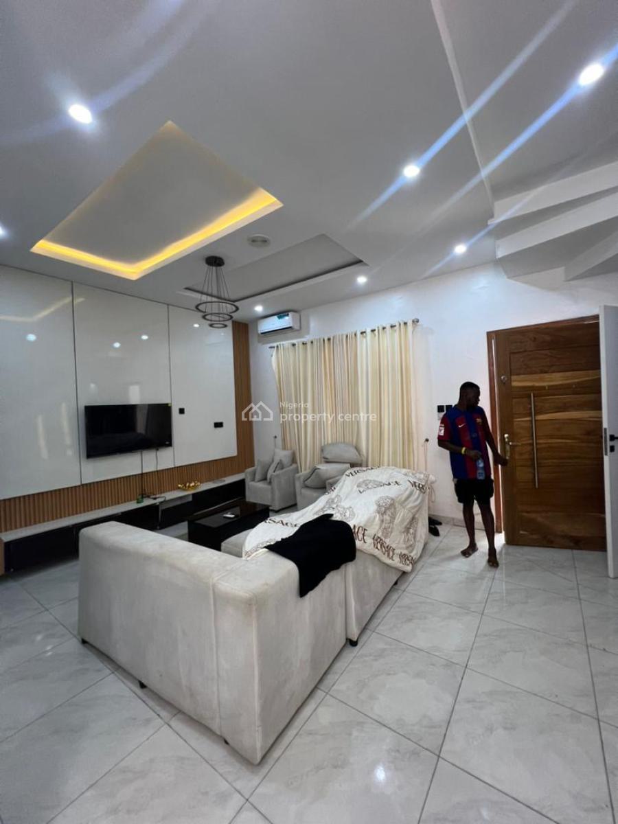 Three Bedroom Furnished Terrace, Ikota, Lekki, Lagos, Terraced Duplex for Rent
