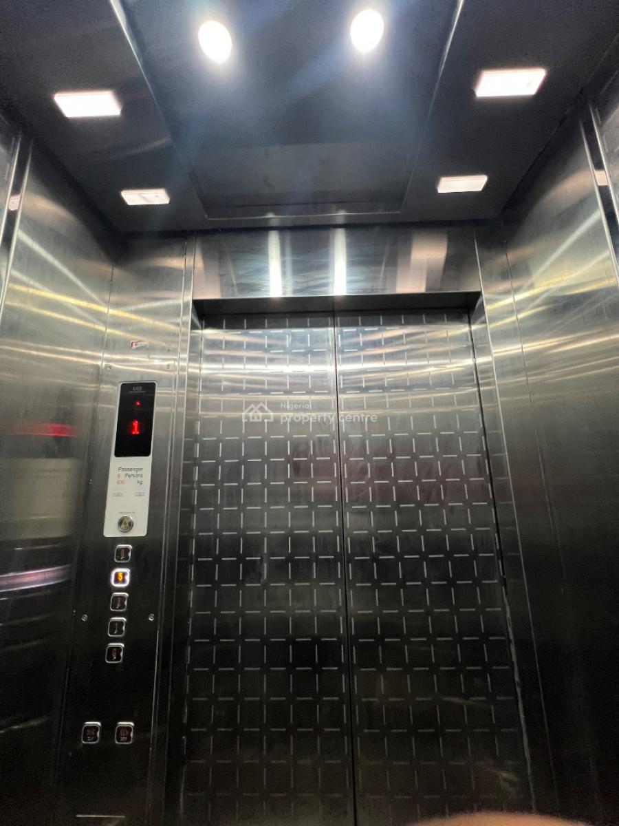 Super-luxury, Contemporary 4 Bedrooms Maisonnette with Staff Quarters., Lekki Phase 1, Lekki, Lagos, Flat / Apartment for Sale