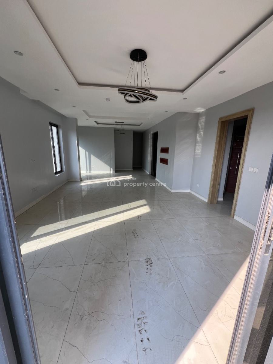 Super-luxury, Contemporary 4 Bedrooms Maisonnette with Staff Quarters., Lekki Phase 1, Lekki, Lagos, Flat / Apartment for Sale