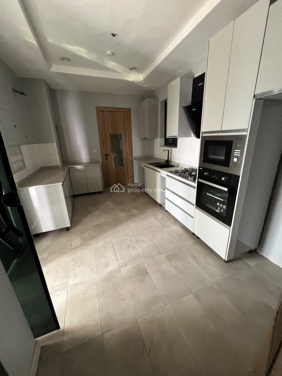 Super-luxury, Contemporary 4 Bedrooms Maisonnette with Staff Quarters., Lekki Phase 1, Lekki, Lagos, Flat / Apartment for Sale