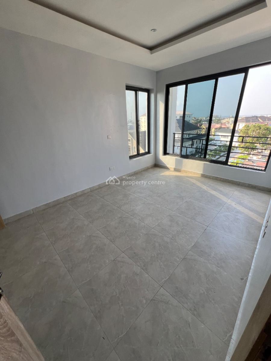 Super-luxury, Contemporary 4 Bedrooms Maisonnette with Staff Quarters., Lekki Phase 1, Lekki, Lagos, Flat / Apartment for Sale