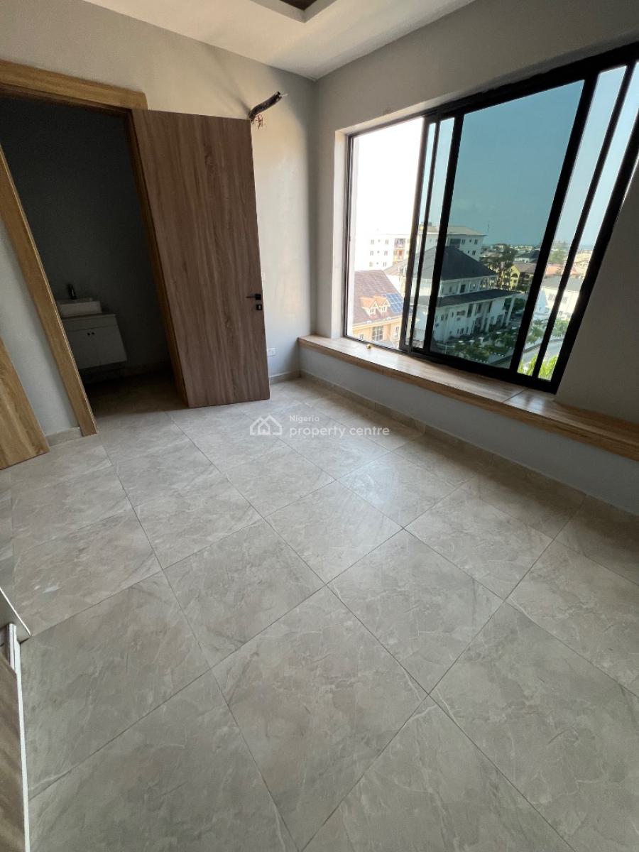 Super-luxury, Contemporary 4 Bedrooms Maisonnette with Staff Quarters., Lekki Phase 1, Lekki, Lagos, Flat / Apartment for Sale