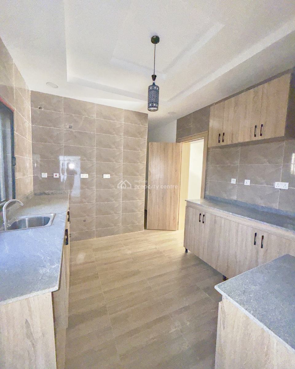 Neatly Furnished 2 Bedrooms Apartment, Kukwaba, Abuja, Flat / Apartment for Sale