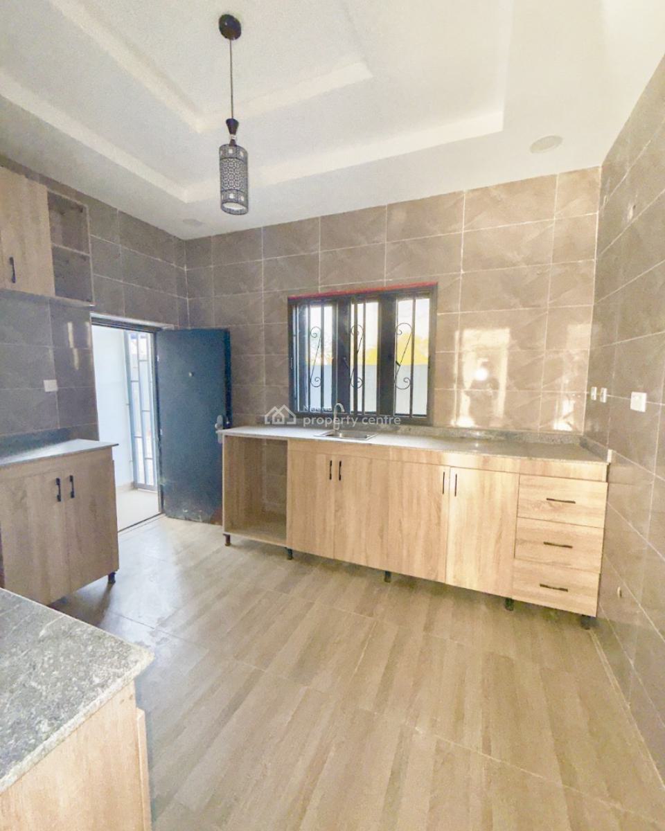 Neatly Furnished 2 Bedrooms Apartment, Kukwaba, Abuja, Flat / Apartment for Sale