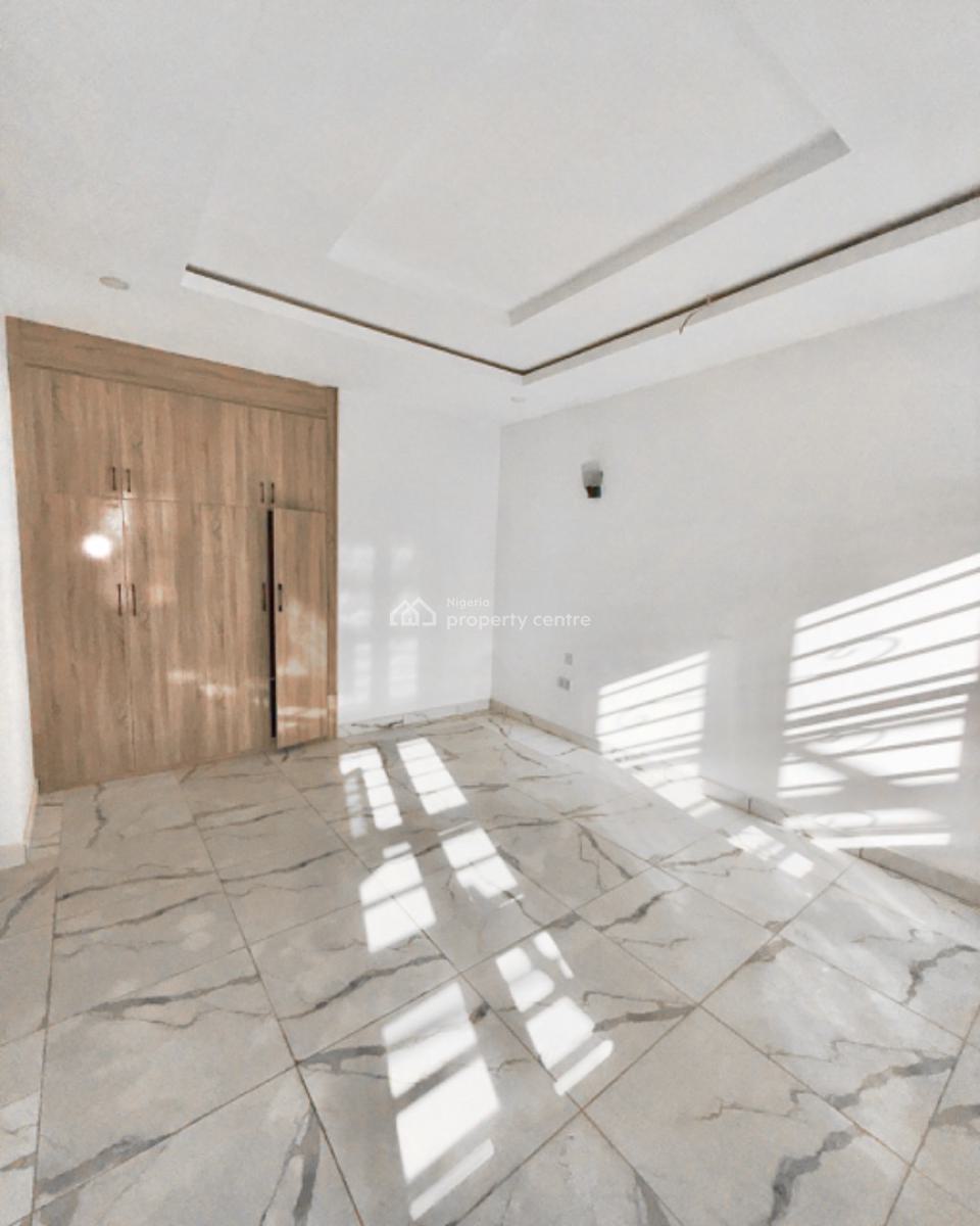 Neatly Furnished 2 Bedrooms Apartment, Kukwaba, Abuja, Flat / Apartment for Sale