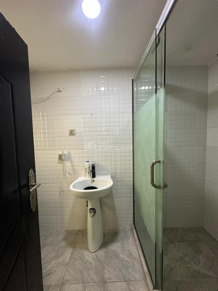 Newly Renovated 3 Bedrooms Apartment, Ikate, Lekki, Lagos, Flat / Apartment for Rent