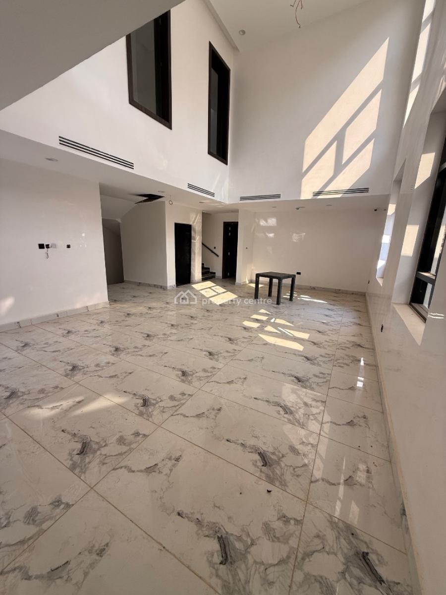 6 Bedrooms Duplex + Bq, Guzape District, Abuja, Detached Duplex for Sale