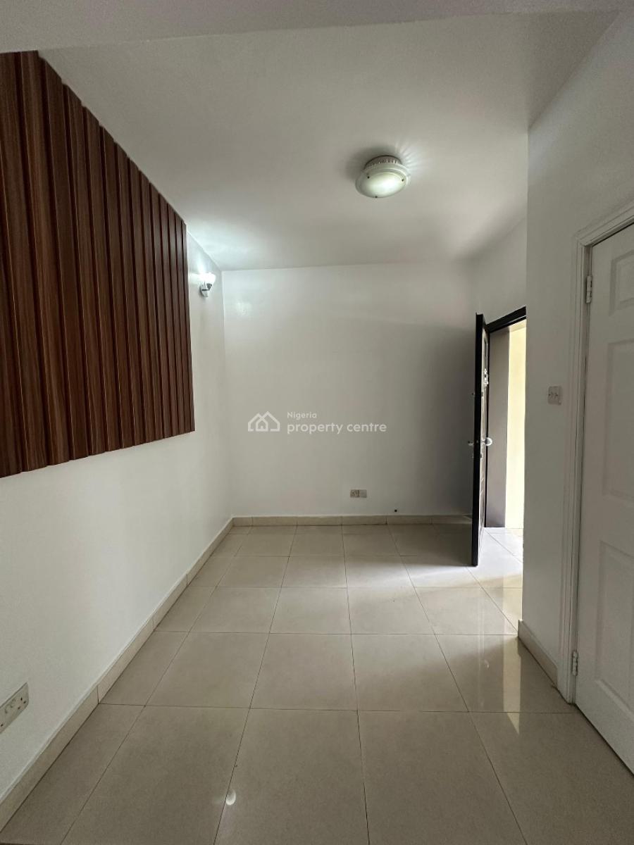 Well-finished 4-bedroom Duplex with Bq, Lekki Phase 1, Lekki, Lagos, Terraced Duplex for Rent