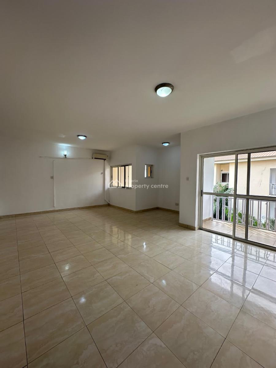 Well-finished 4-bedroom Duplex with Bq, Lekki Phase 1, Lekki, Lagos, Terraced Duplex for Rent