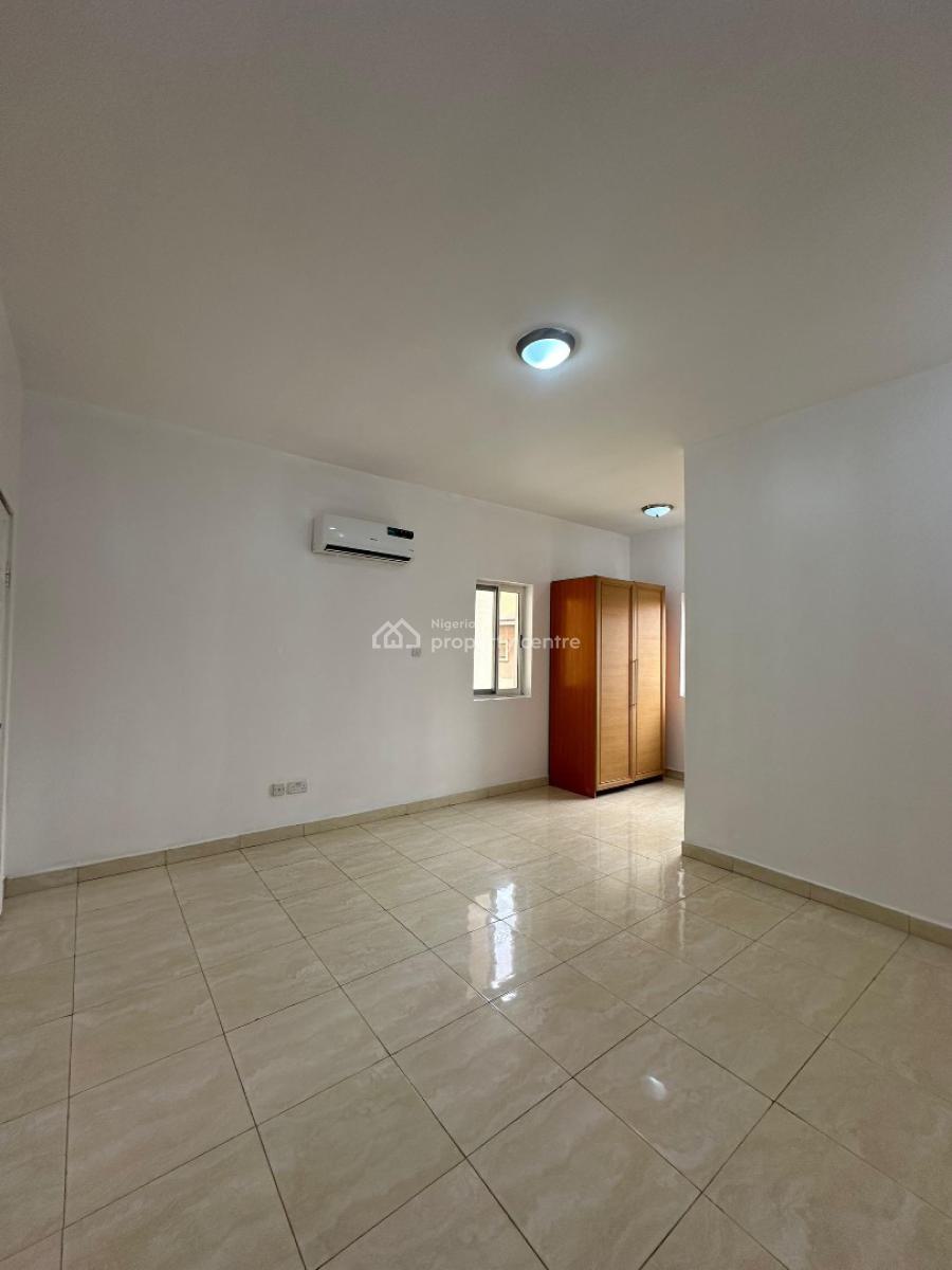 Well-finished 4-bedroom Duplex with Bq, Lekki Phase 1, Lekki, Lagos, Terraced Duplex for Rent