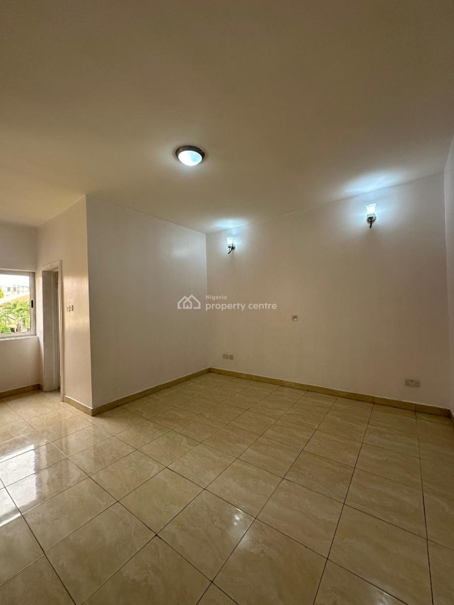 Well-finished 4-bedroom Duplex with Bq, Lekki Phase 1, Lekki, Lagos, Terraced Duplex for Rent