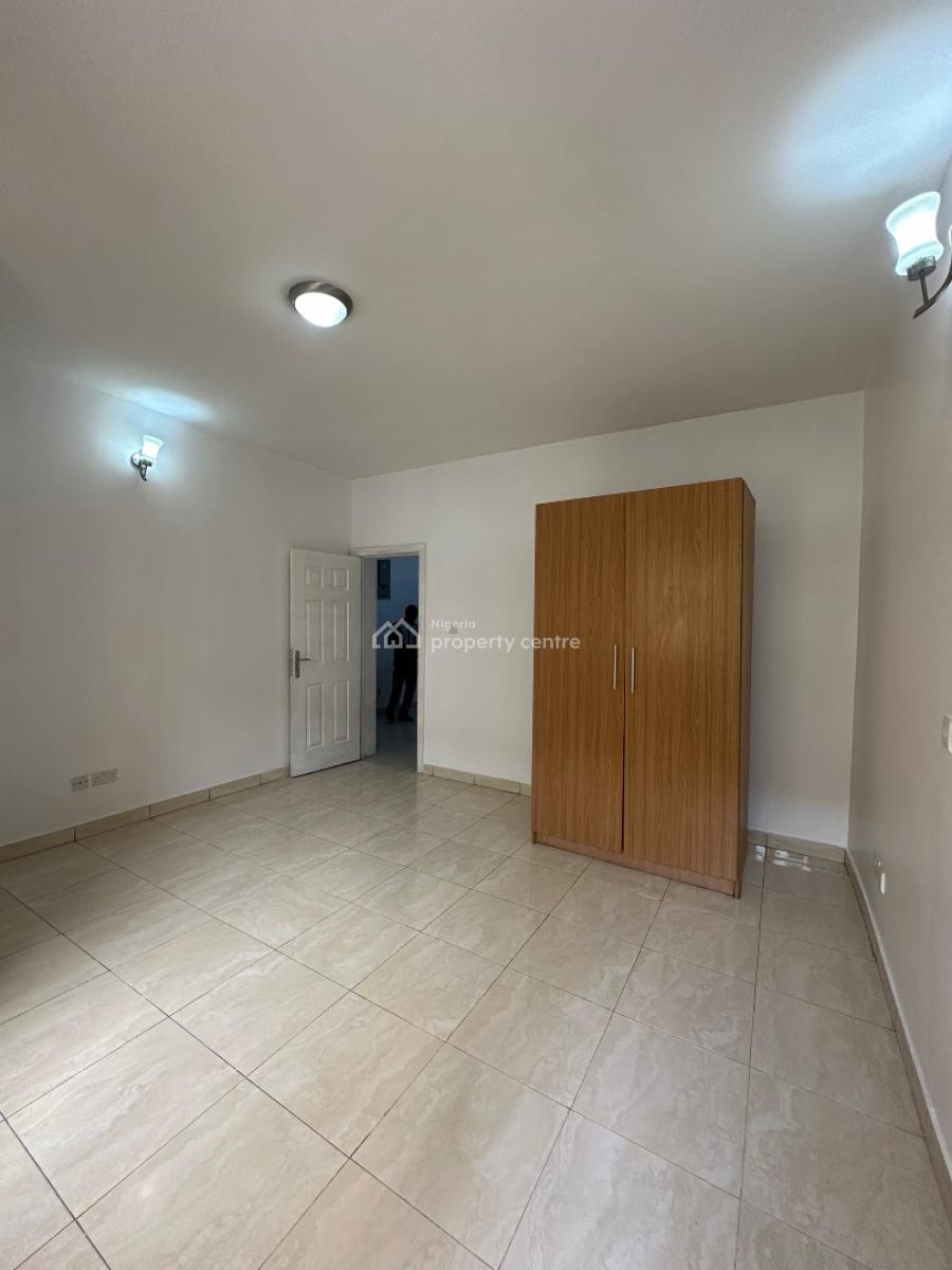 Well-finished 4-bedroom Duplex with Bq, Lekki Phase 1, Lekki, Lagos, Terraced Duplex for Rent