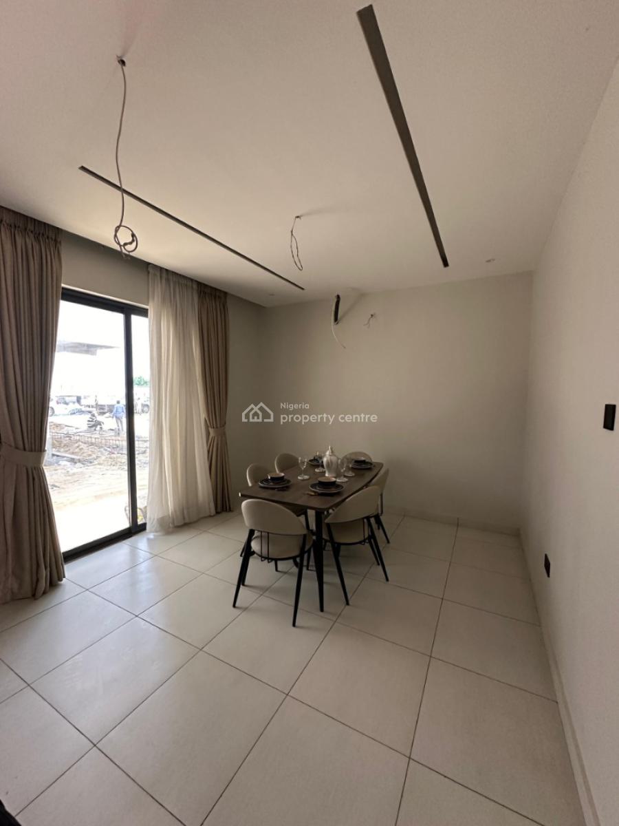 Tastefully Finished Serviced 4 Bedroom Terrace with a Room Bq, Lekki Phase 1, Lekki, Lagos, Terraced Duplex for Sale