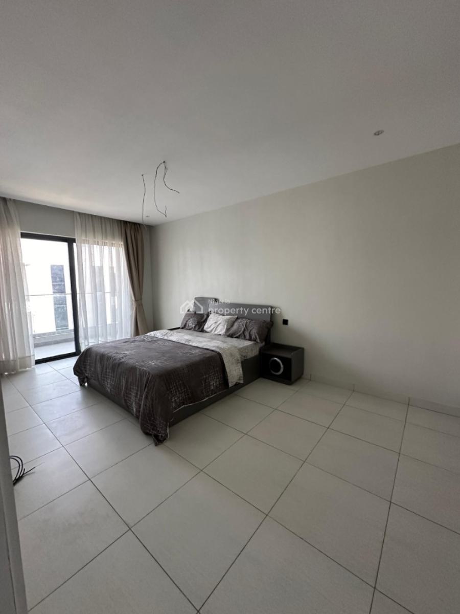 Tastefully Finished Serviced 4 Bedroom Terrace with a Room Bq, Lekki Phase 1, Lekki, Lagos, Terraced Duplex for Sale