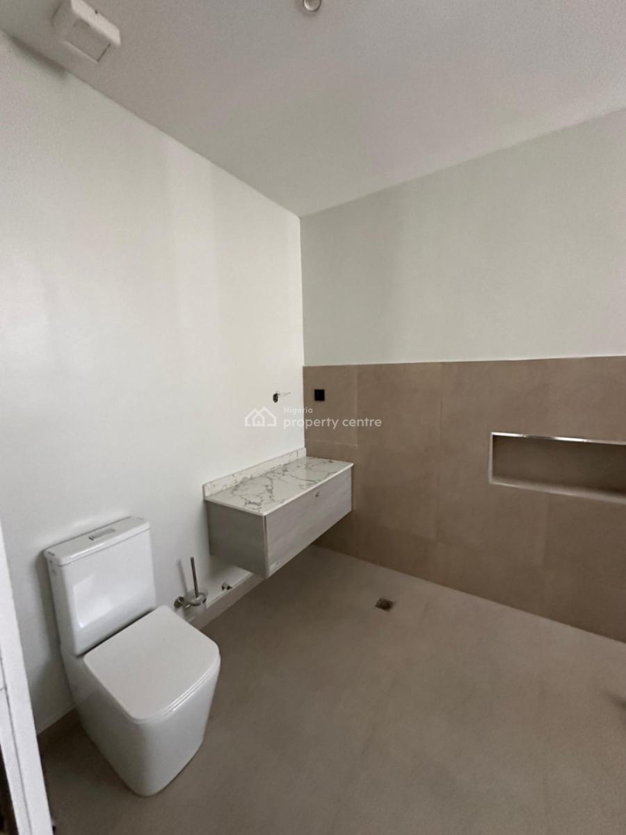 Tastefully Finished Serviced 4 Bedroom Terrace with a Room Bq, Lekki Phase 1, Lekki, Lagos, Terraced Duplex for Sale