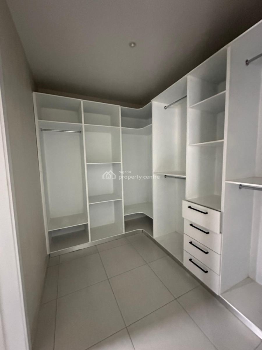 Tastefully Finished Serviced 4 Bedroom Terrace with a Room Bq, Lekki Phase 1, Lekki, Lagos, Terraced Duplex for Sale