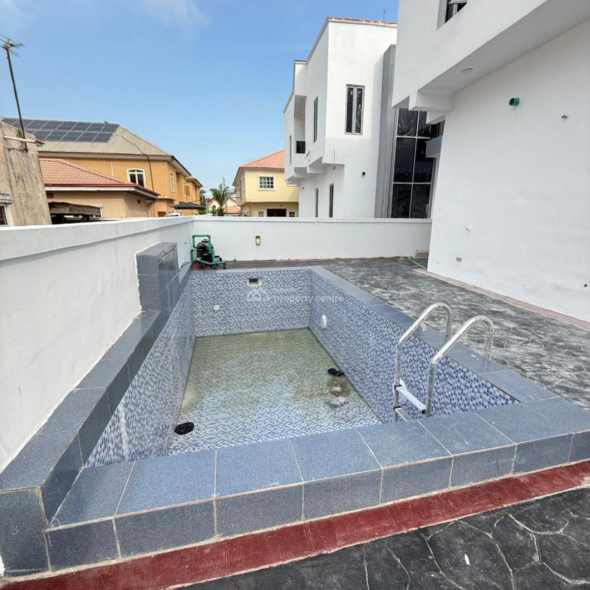 Luxury 4 Bedroom with Swimming Pool, Crown Estate, Sangotedo, Ajah, Lagos, Detached Duplex for Sale
